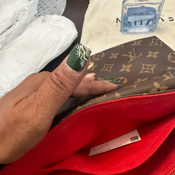 Louis Vuitton, Lake Placide, Crossbody - Picture 13 of 13